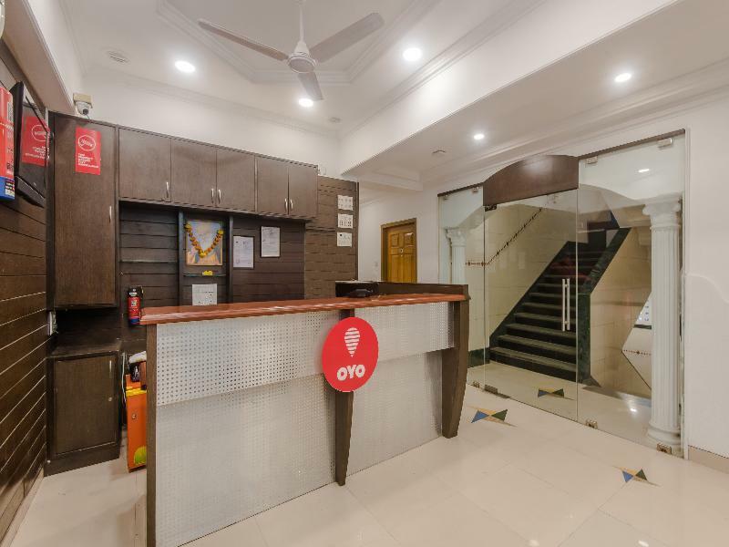 Oyo Flagship 572 Santacruz West Bombaim Exterior foto